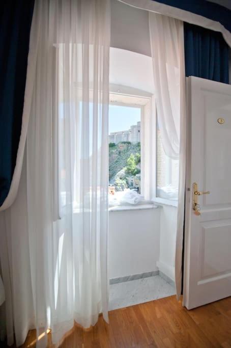 Blue Studio Apartment Next To The Beach Dubrovnik Dış mekan fotoğraf